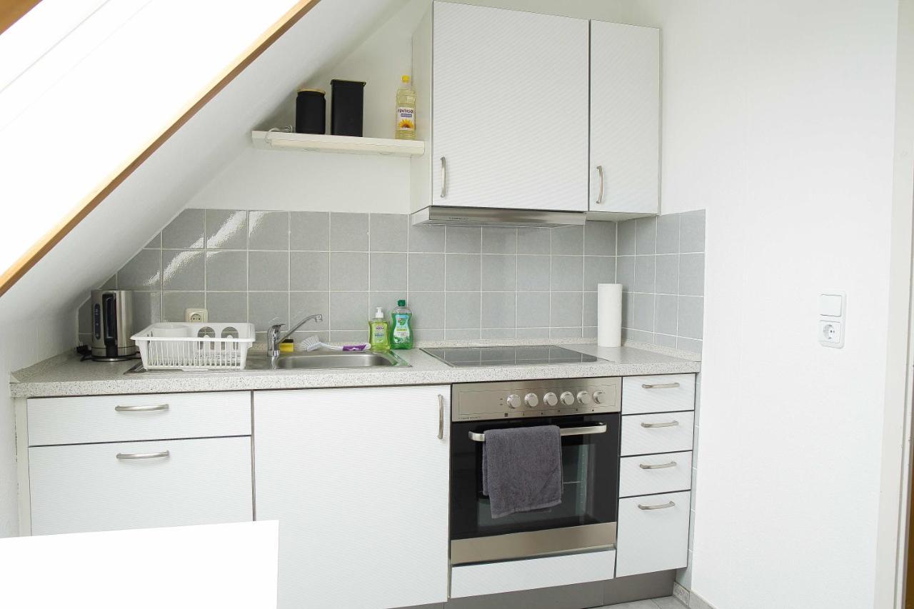 Stilvolle 2 Schlafzimmer Apartments Heidegarten, Osterheide, Zentrum Шнефердинген Экстерьер фото