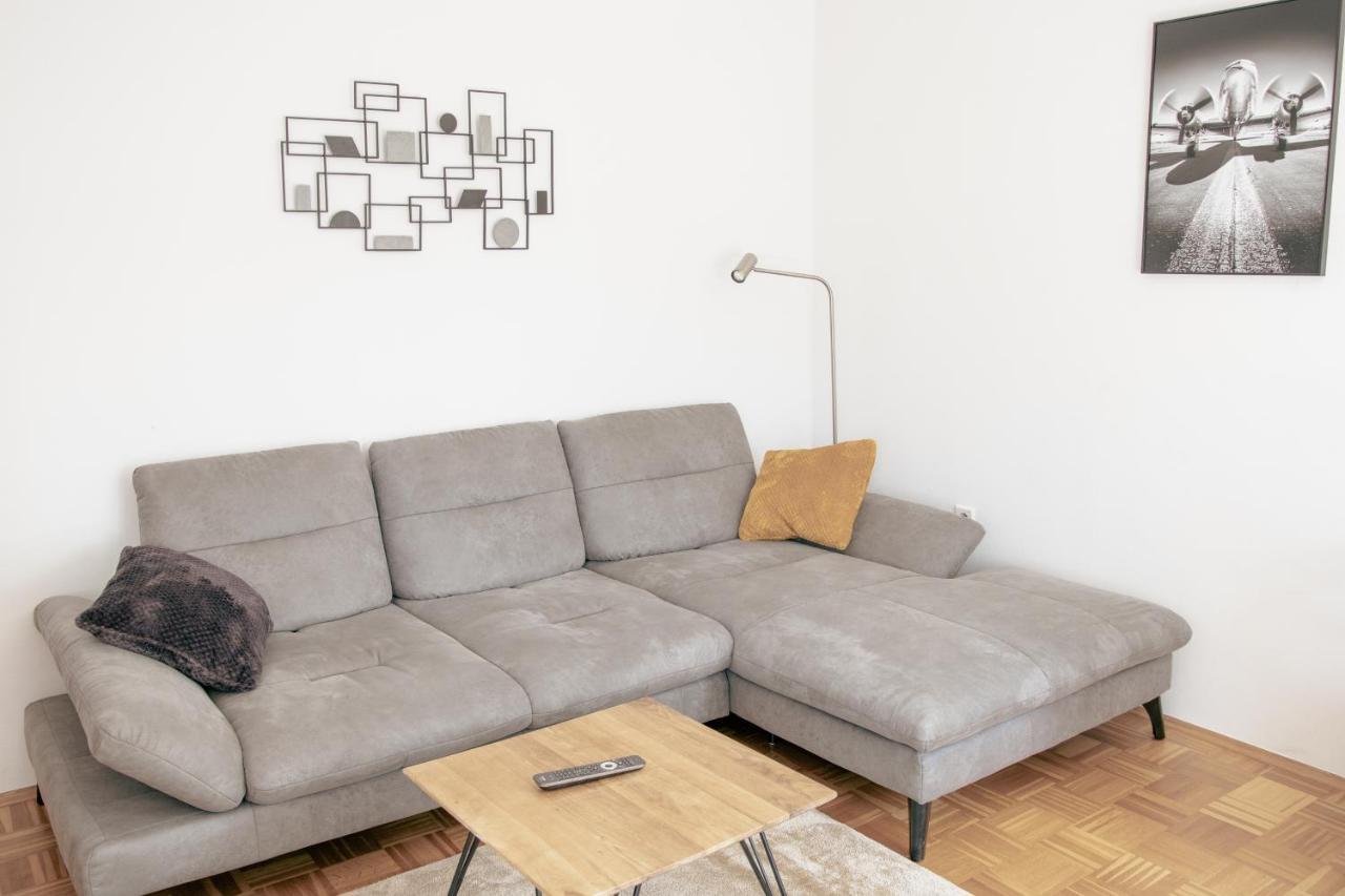 Stilvolle 2 Schlafzimmer Apartments Heidegarten, Osterheide, Zentrum Шнефердинген Экстерьер фото