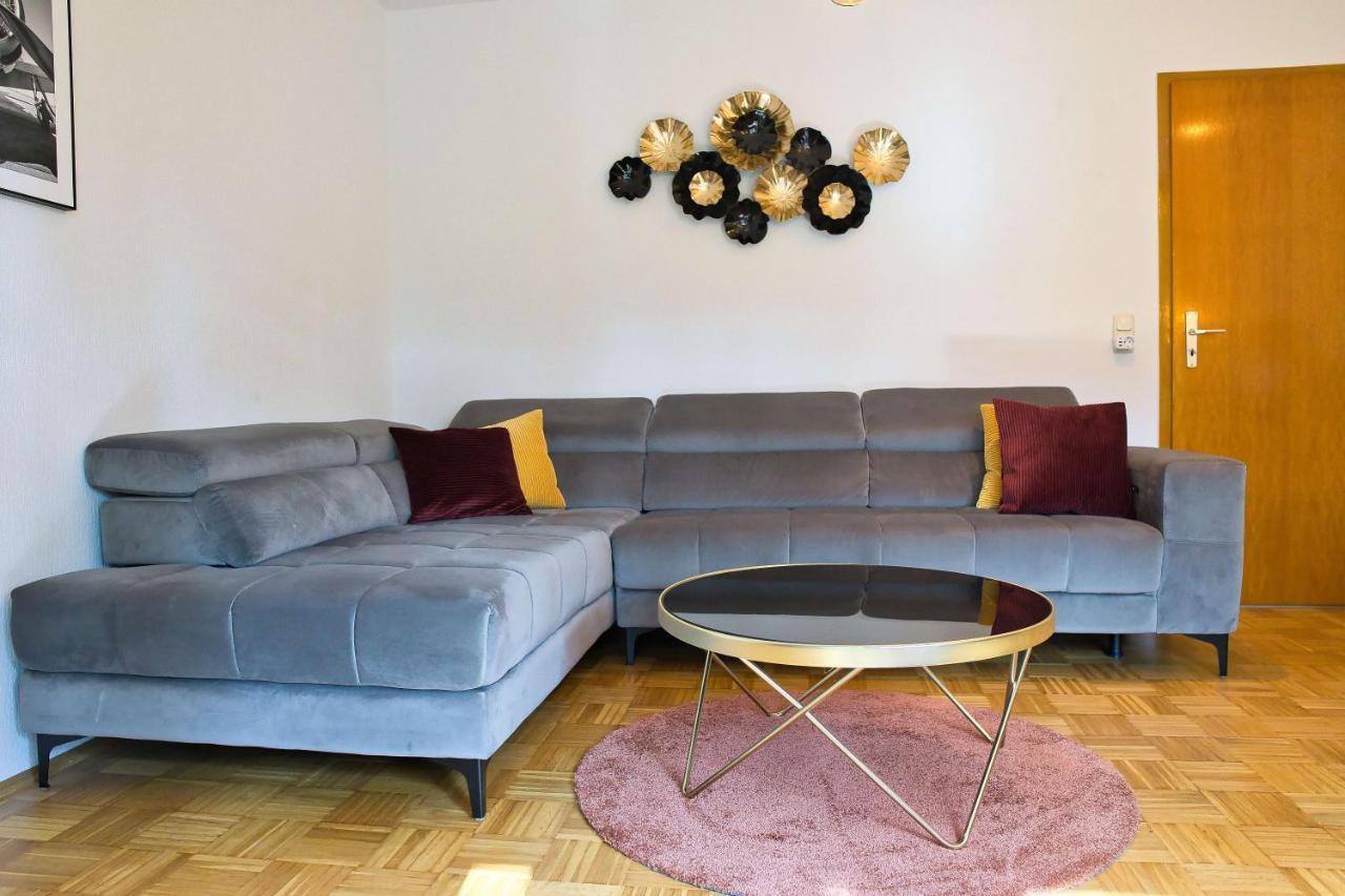 Stilvolle 2 Schlafzimmer Apartments Heidegarten, Osterheide, Zentrum Шнефердинген Экстерьер фото