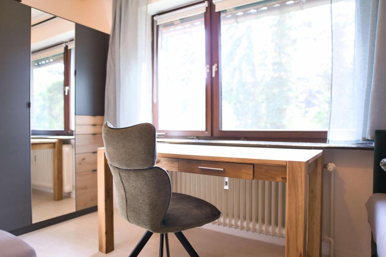 Stilvolle 2 Schlafzimmer Apartments Heidegarten, Osterheide, Zentrum Шнефердинген Экстерьер фото